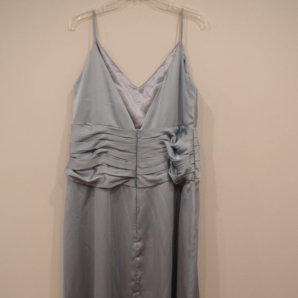 Belsoie by Jasmine Charmeuse Cocktail Dress NEW- Sz. 24 - Picture 5 of 7